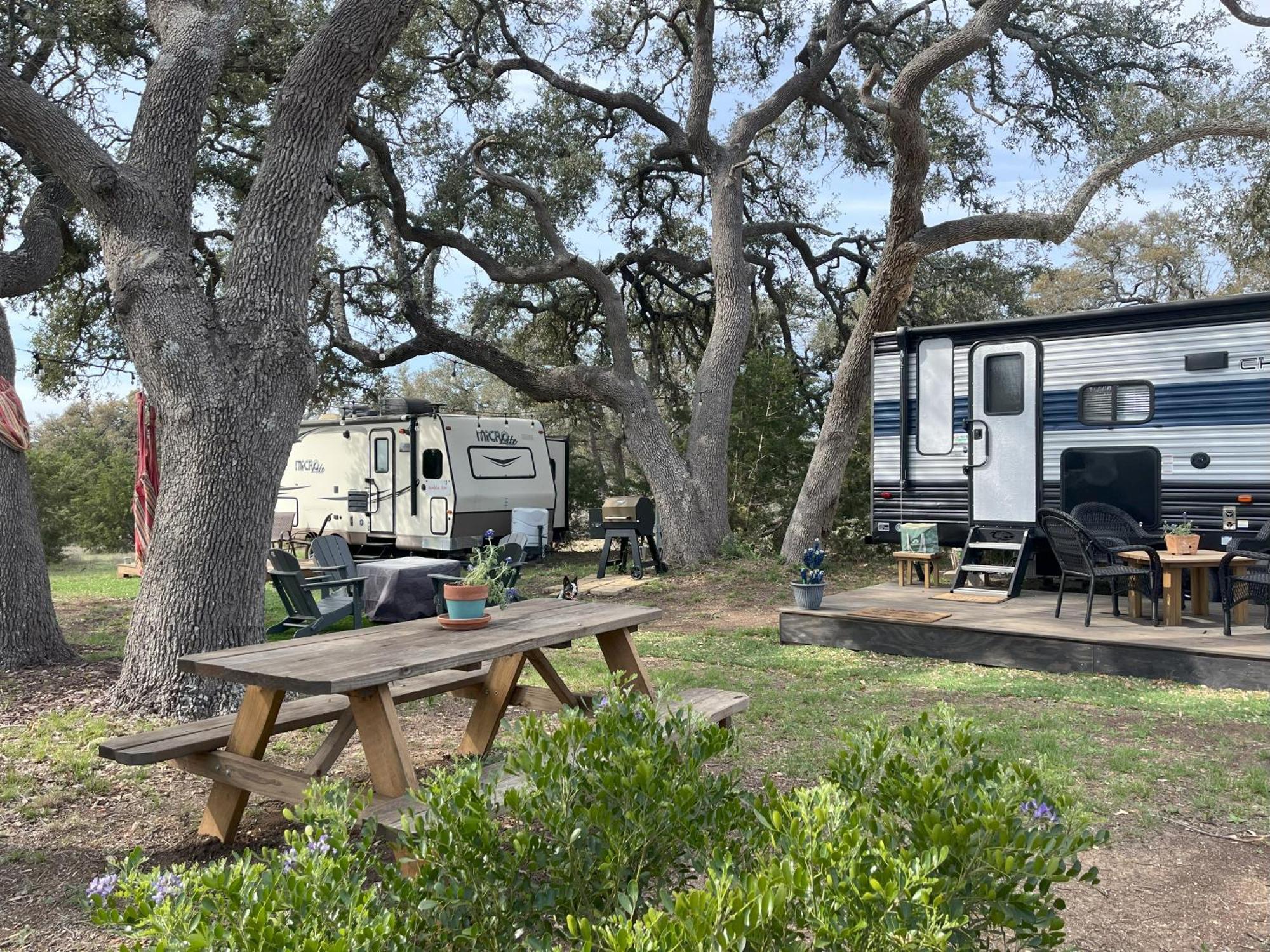 The Alexander At Creek Road Hotel Dripping Springs Buitenkant foto