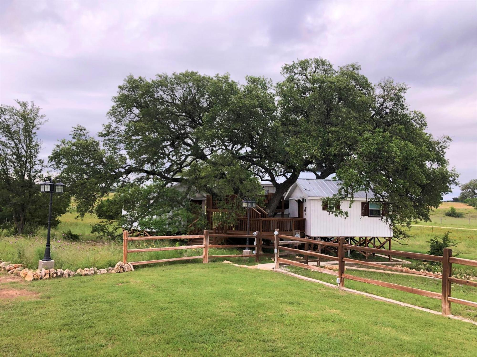 The Alexander At Creek Road Hotel Dripping Springs Buitenkant foto